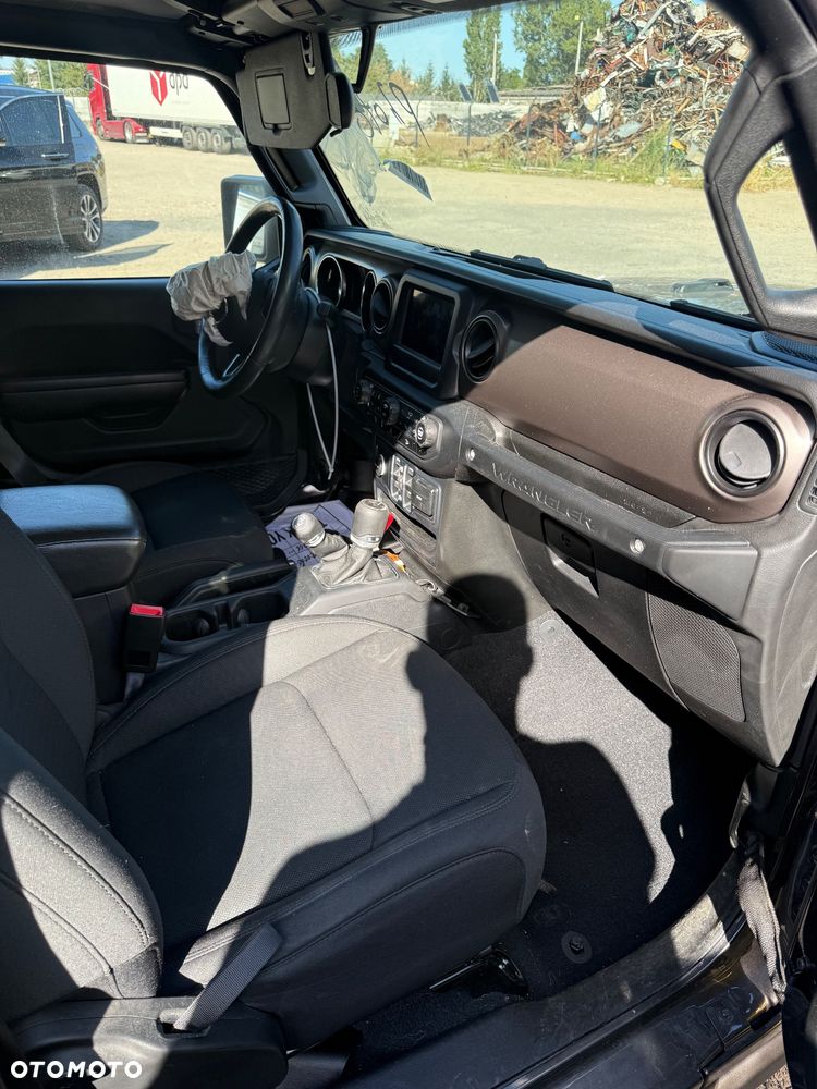 Jeep Wrangler 3.6 Unlim Black Edition II - 15