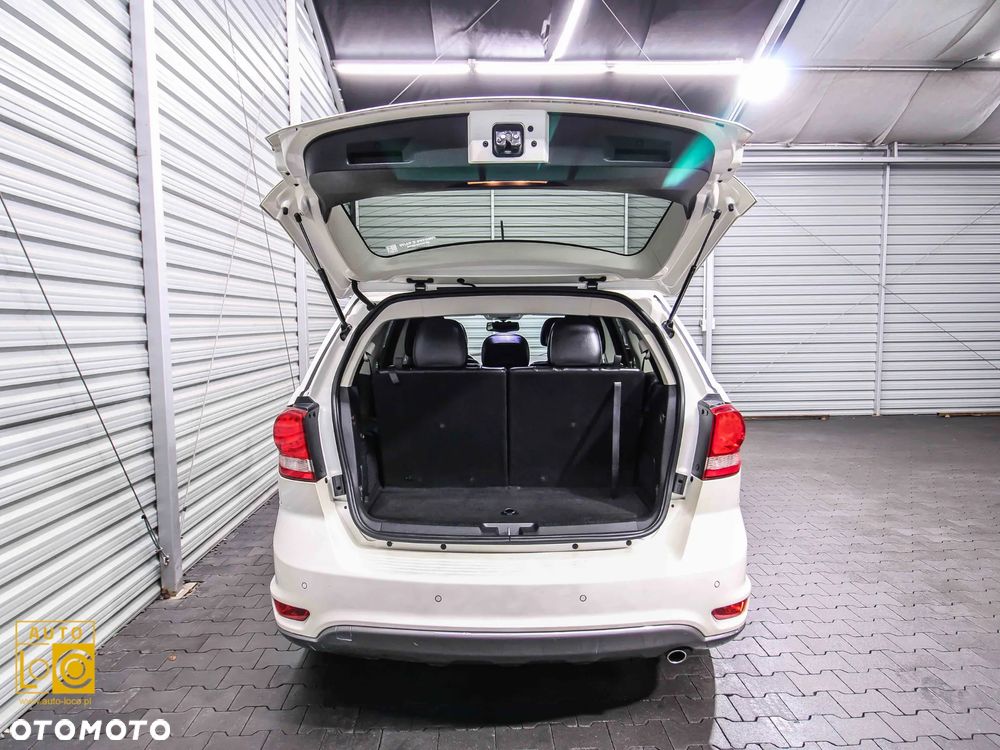 Fiat Freemont 2.0 Multijet 16V DPF Automatik Allrad Lounge - 15