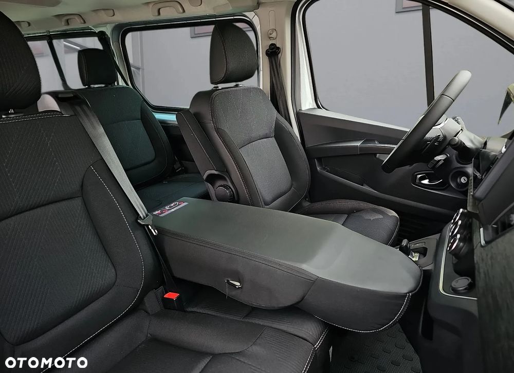 Renault Trafic - 26