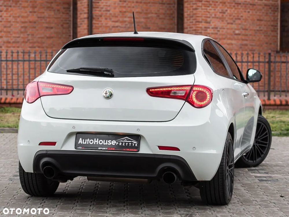 Alfa Romeo Giulietta 1.4 TB 16V Multiair Turismo - 10