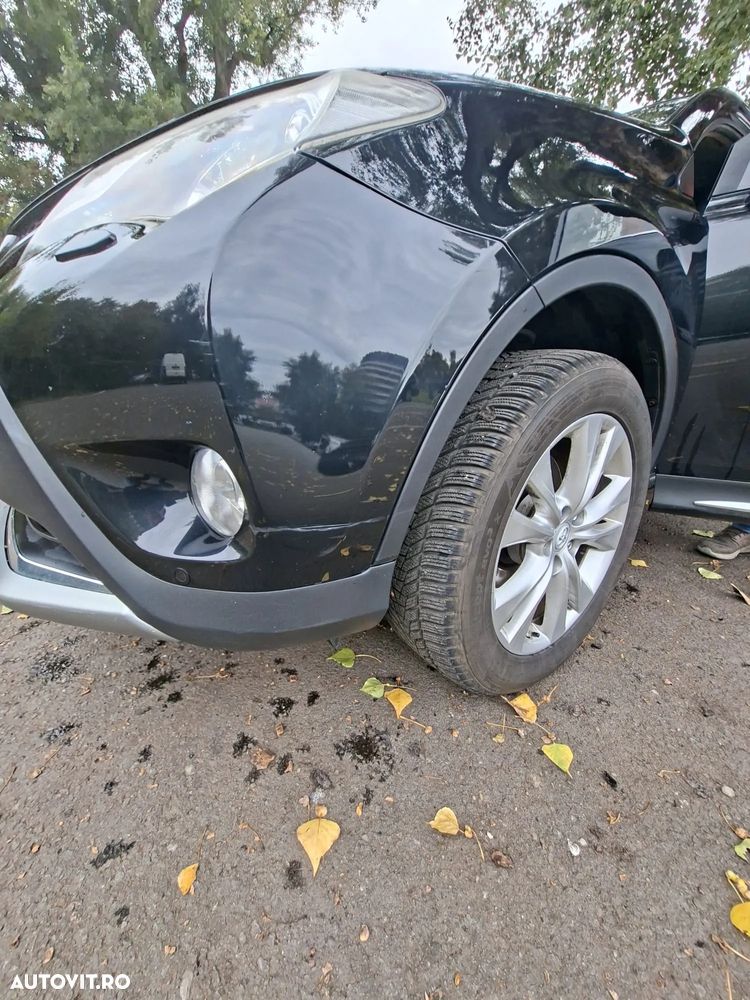 Toyota RAV4 2.2 D-4CAT 4WD Aut Luxury 18" - 15