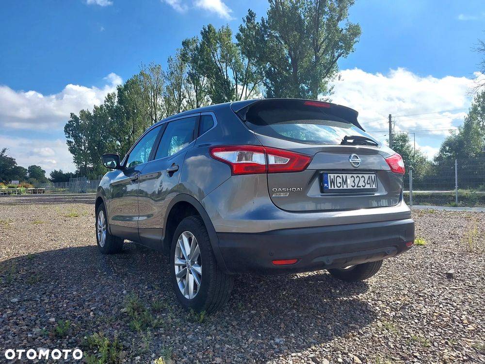 Nissan Qashqai 1.6 dCi ALL-MODE 4x4i ACENTA - 4