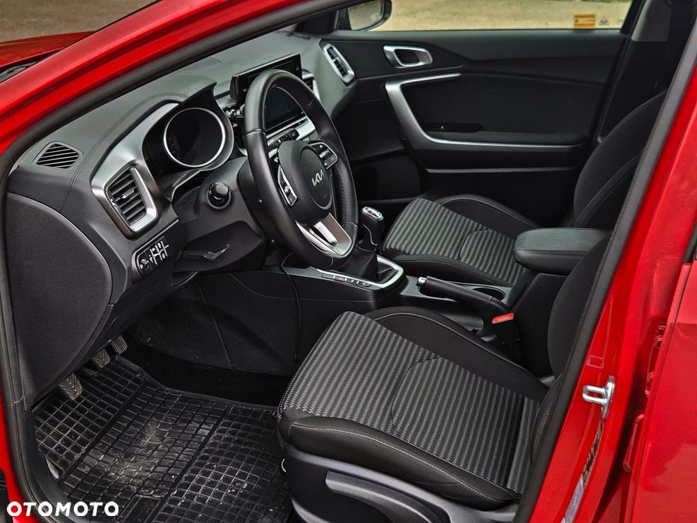 Kia XCeed 1.5 T-GDI M - 10