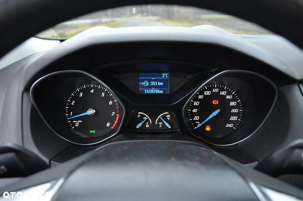 Ford Focus 1.6 EcoBoost Titanium - 24