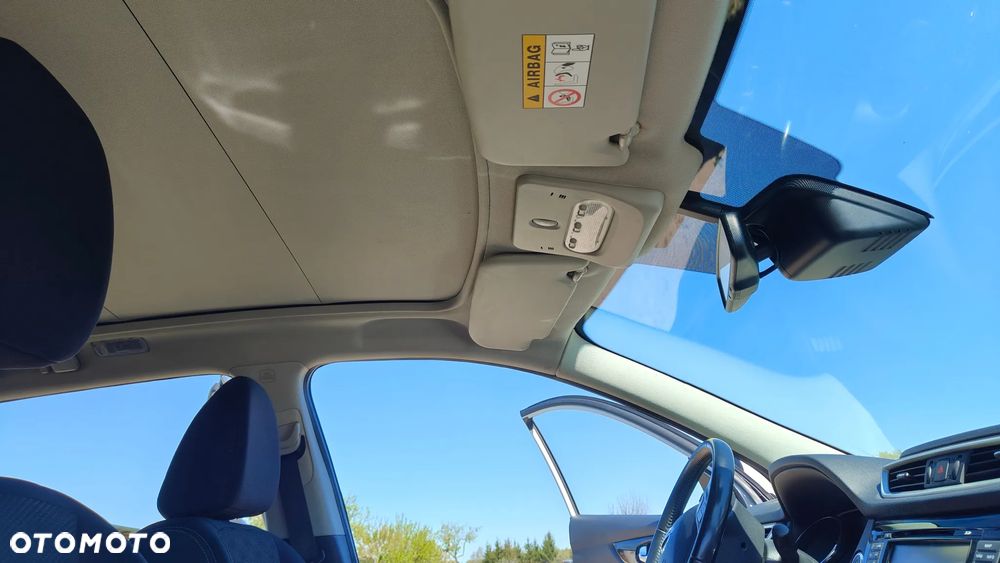 Nissan Qashqai 1.6 DCi ALL-MODE 4x4i N-Connecta - 24