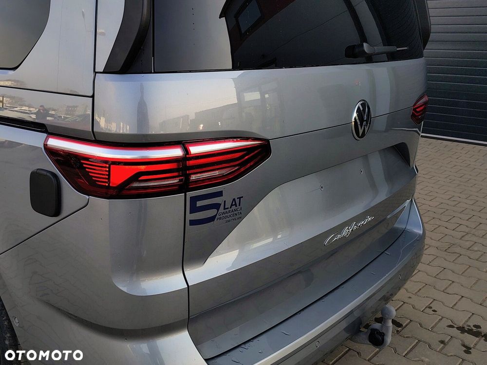 Volkswagen california Nowa California Beach silnik: 2,0 l TDI SCR 150 KM / skrzynia biegów: 7-biegowa DSG rozstaw osi: 3124 mm - 8