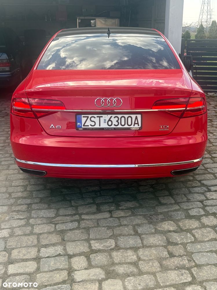 Audi A8 4.2 TDI DPF (clean diesel) quattro tiptronic - 10