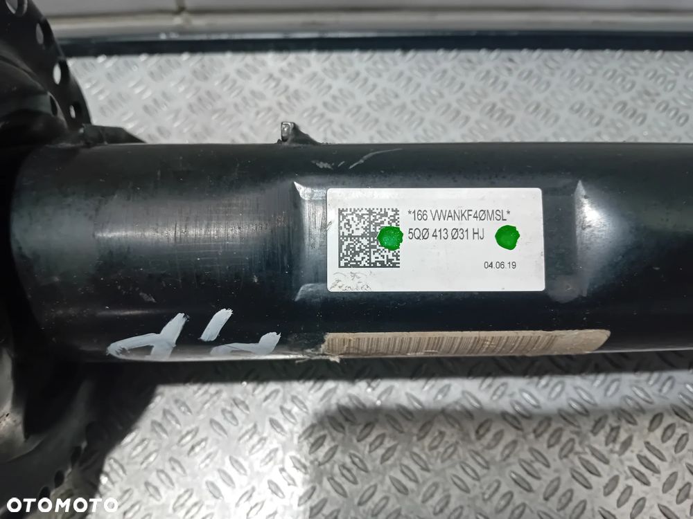 amortyzator ze sprężyną Audi Q2 1.0 TFSI 2018 5Q041303HJ - 3