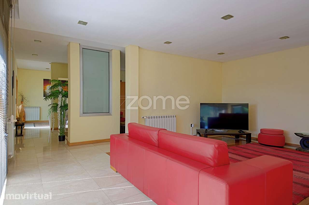 Moradia T4 em Vila Real | 5.000 m² de terreno e Cascais a 1 hora - Grande imagem: 5/38