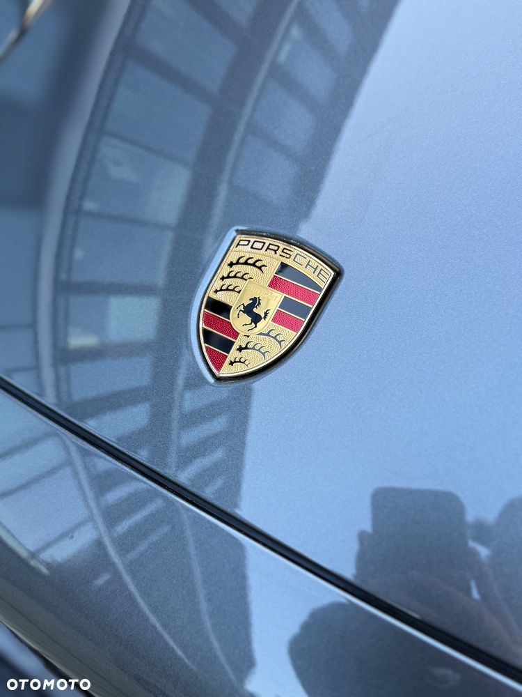 Porsche Cayenne E-Hybrid PHEV Black Edition - 18