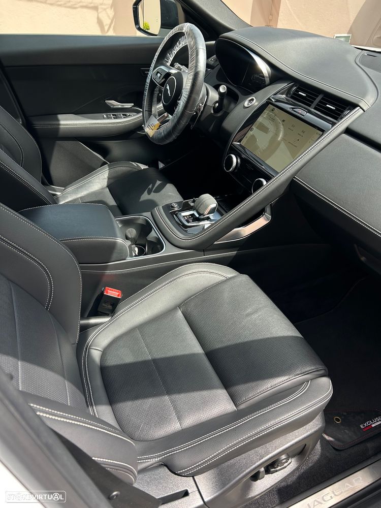 Jaguar E-Pace 1.5 P300e R-Dynamic S AWD Aut. - 33