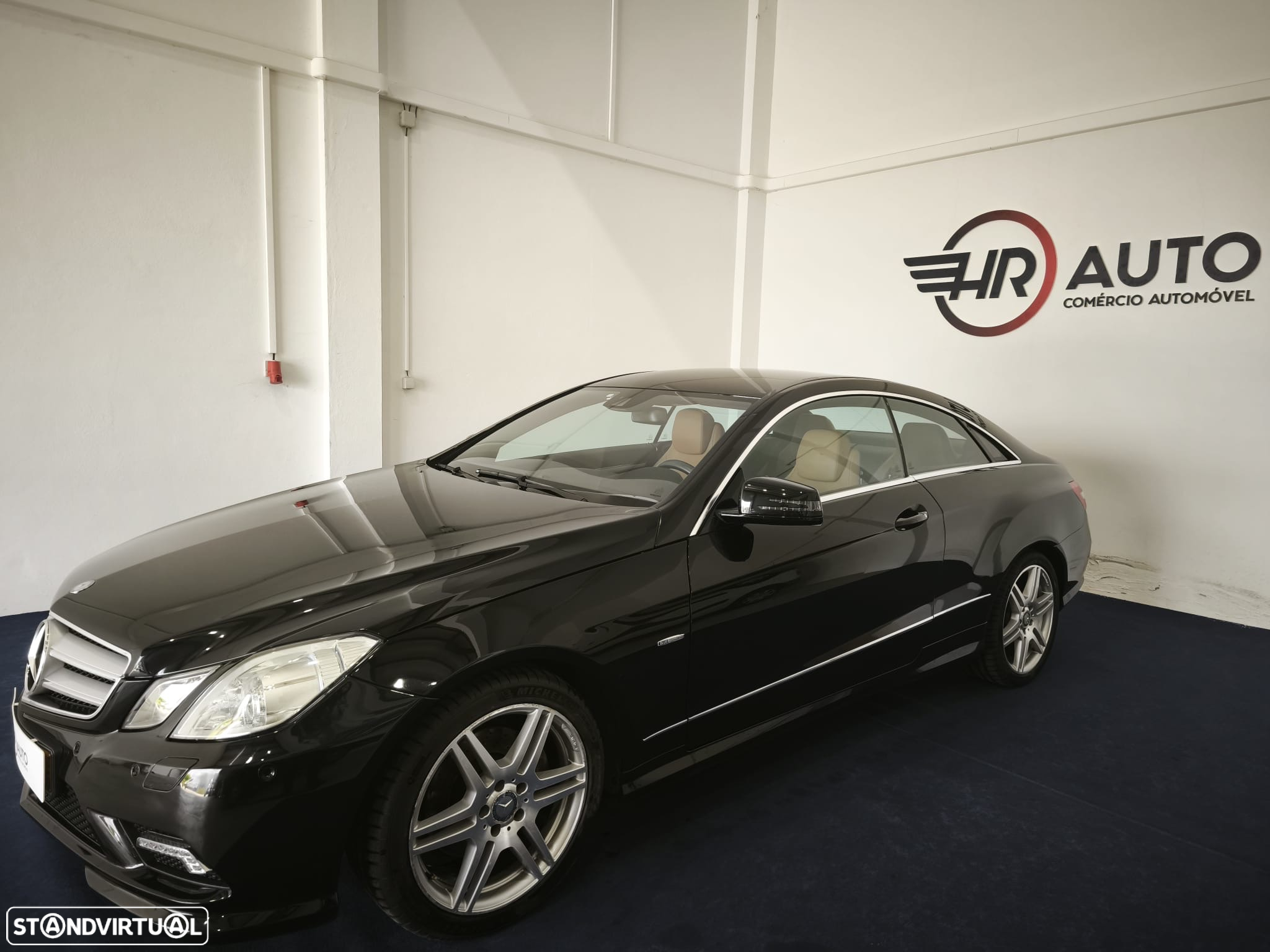 Mercedes-Benz E 350 CDi Avantgarde BlueEfficiency Auto - 11