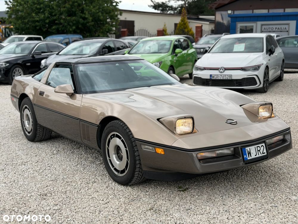 Chevrolet Corvette - 5