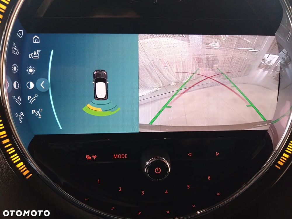 MINI Cooper SE Electric Trim - 17