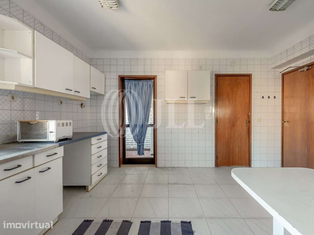 Apartamento T4, em condominio, no Pinheiro Manso - Grande imagem: 4/31