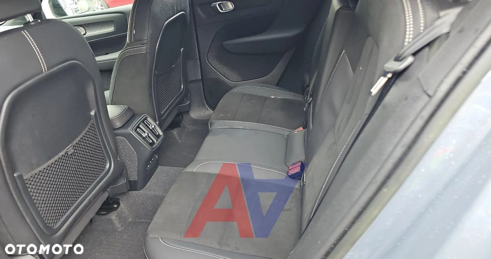 Volvo XC 40 - 16