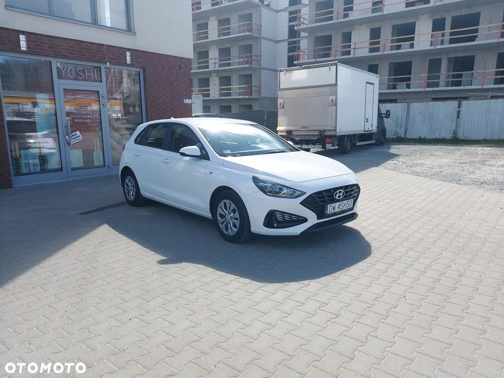 Hyundai i30 1.5 DPI Classic + - 7