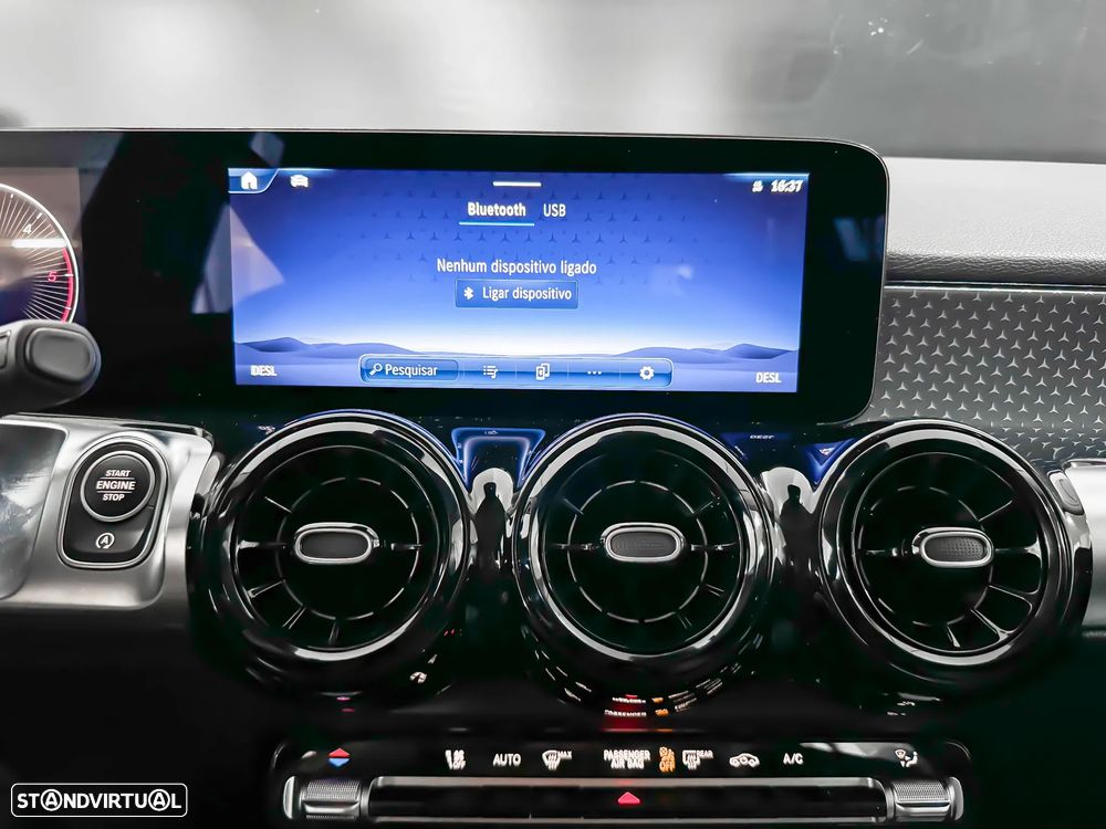 Mercedes-Benz GLB 180 d Progressive - 25