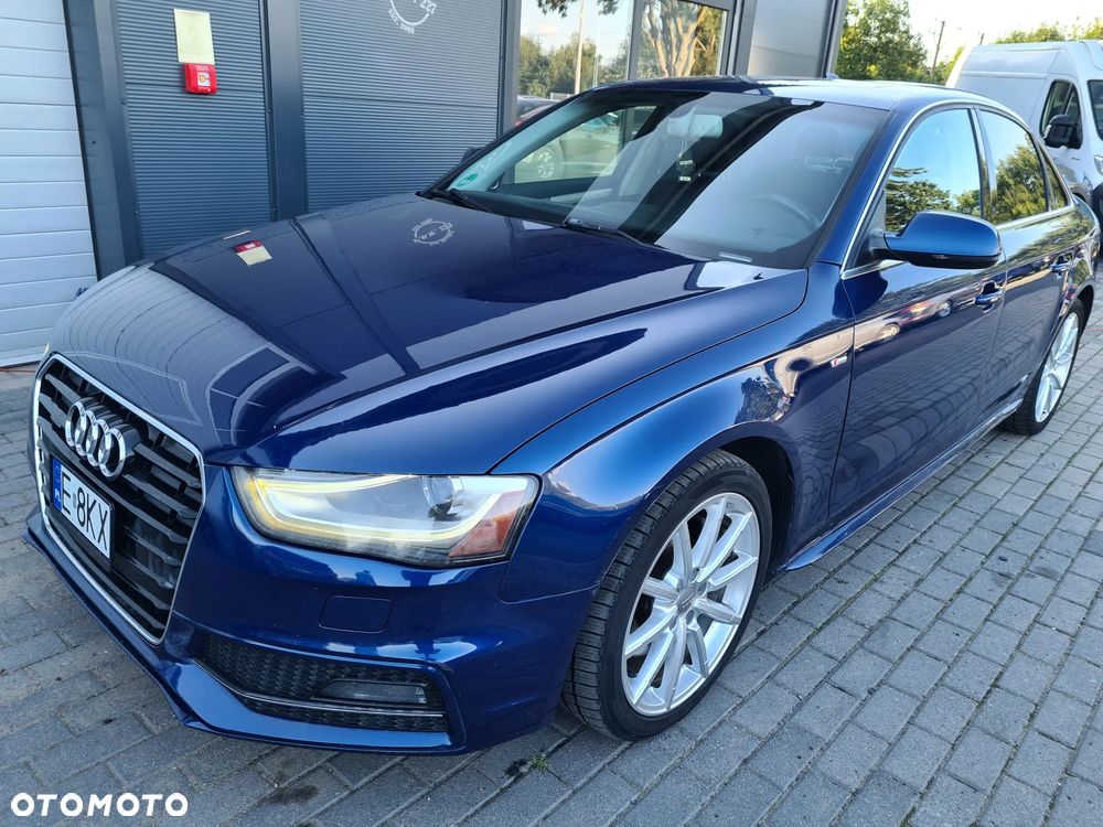 Audi A4 Limousine - 1