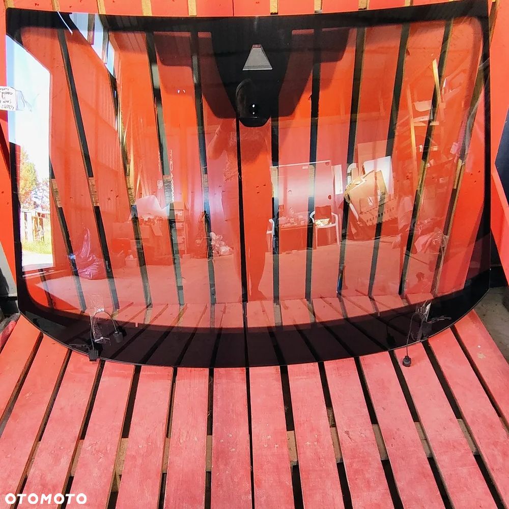 SKODA ENYAQ 2022 Szyba Czołowa Przednia  SENSOR Kamera Grzana - 1