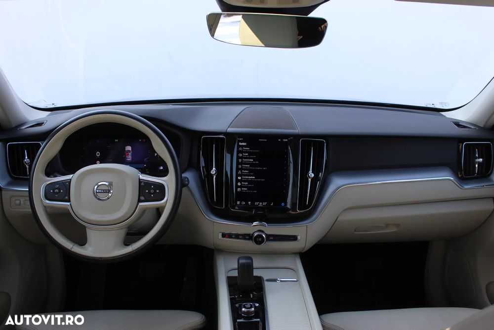 Volvo XC 60 T6 AWD Recharge Geartronic Inscription Expression - 12