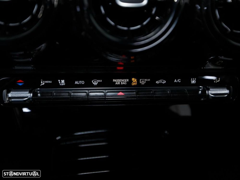 Mercedes-Benz A 250 e - 25