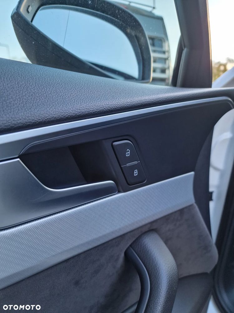 Audi A4 Avant 2.0 TDI S tronic sport - 21