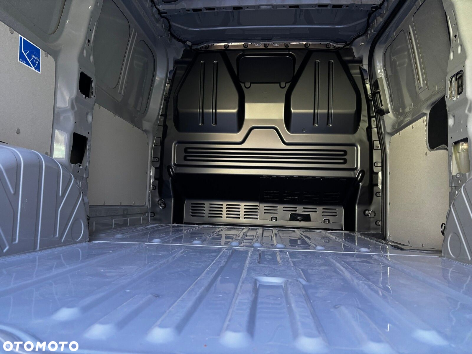 Volkswagen Transporter 2.0 TDI 150 KM 8-b automat. L1 - 23