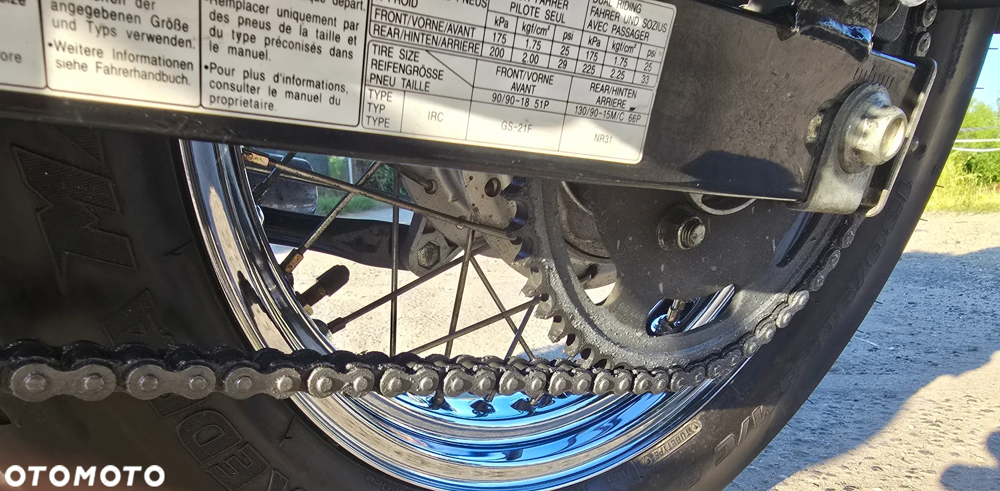 Suzuki Intruder - 6