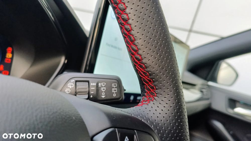 Ford Focus 1.0 EcoBoost ST-Line X - 19