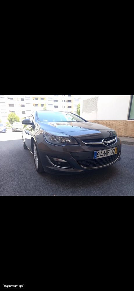 Opel Astra Sports Tourer ver-1-7-cdti-cosmo - 4