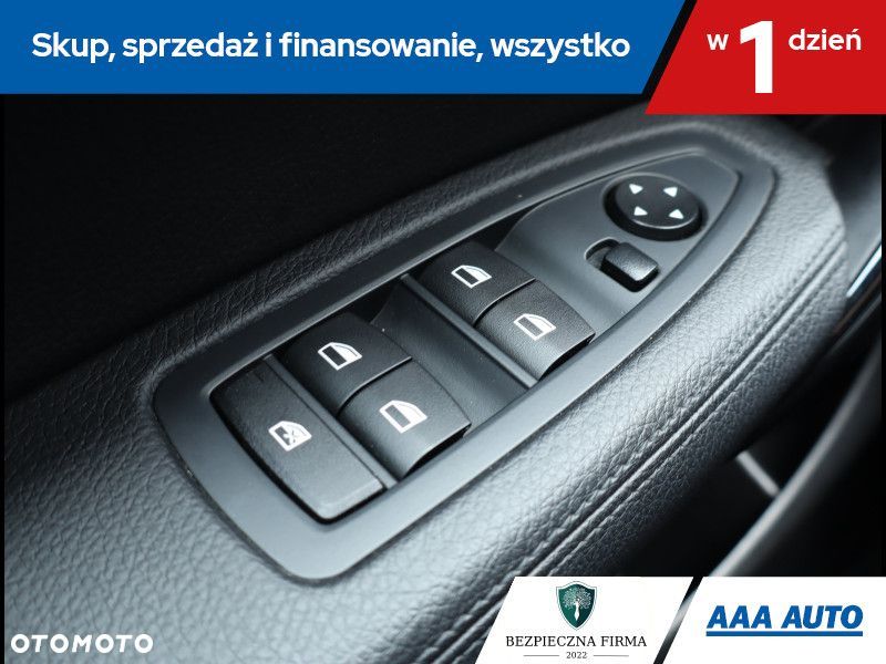 BMW Seria 1 - 17
