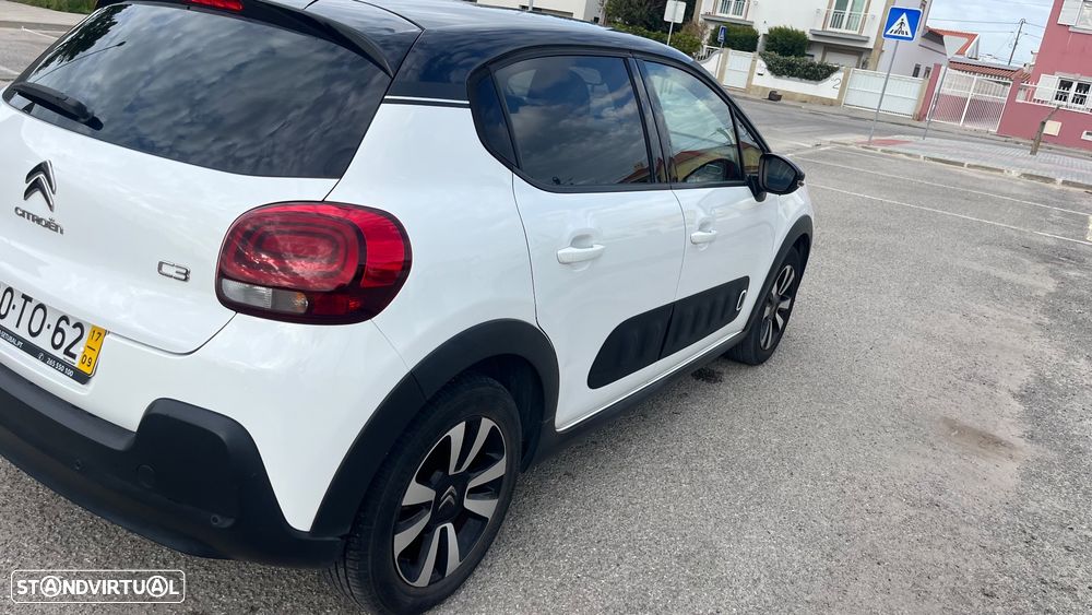 Citroën C3 1.2 PureTech Shine - 2