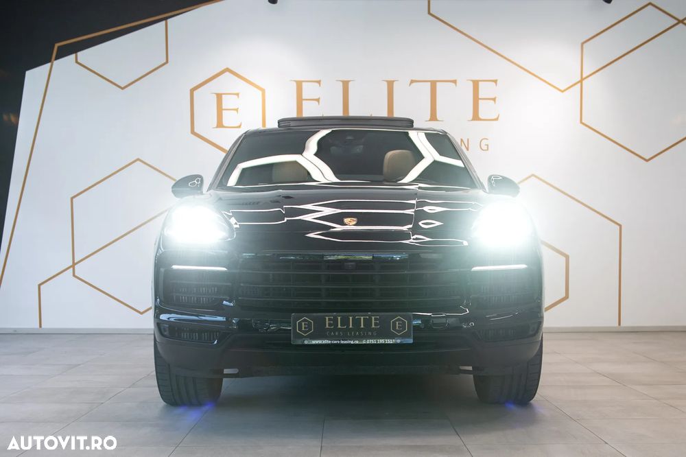 Porsche Cayenne Standard - 9