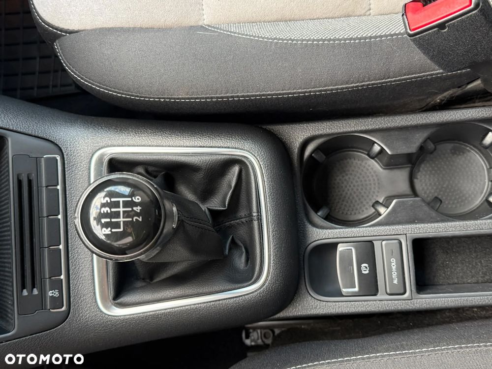 Volkswagen Tiguan - 17
