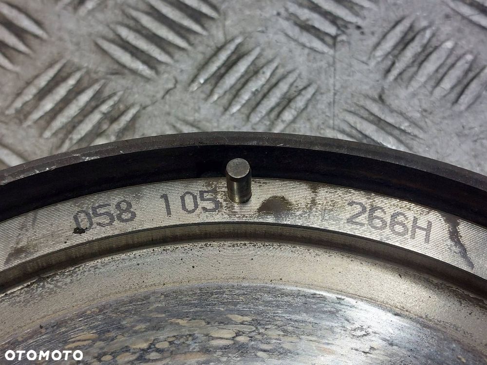 KOŁO DWUMASOWE + DOCISK AUDI A4 B6 1.6 8V 058105266H - 4