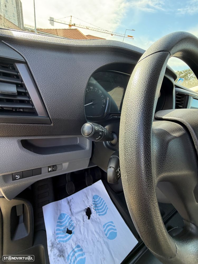 Peugeot expert blue hdi 2.0 120 cv 6 velocidades - 34