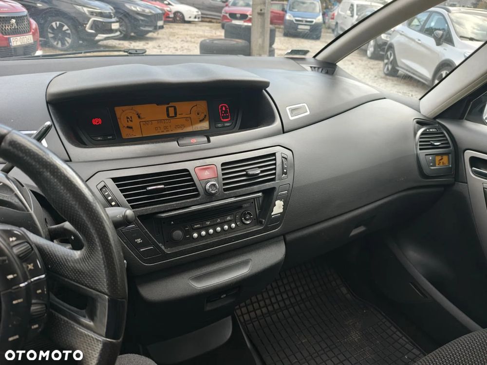Citroën C4 Picasso - 17