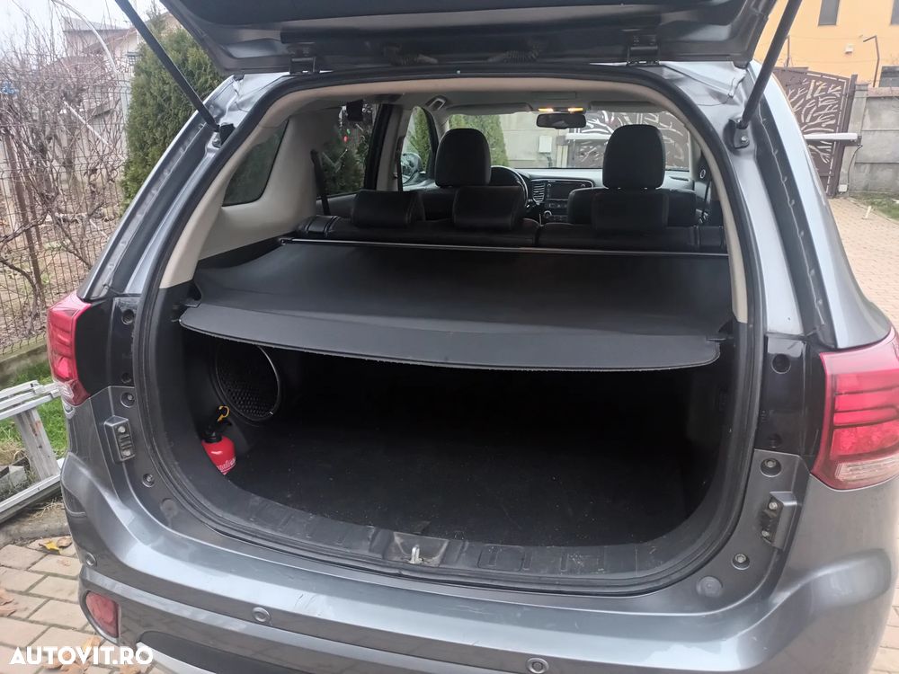 Mitsubishi Outlander 2.0 4WD CVT Plus - 8