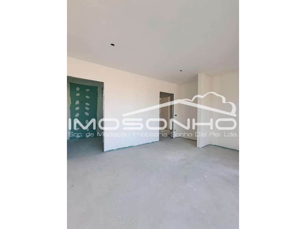 Moradia T3 de linhas modernas - Grande imagem: 3/22
