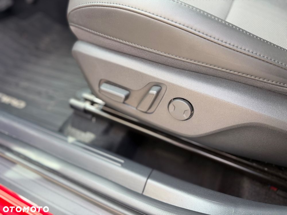 Kia Niro 1.6 GDI Hybrid L - 32