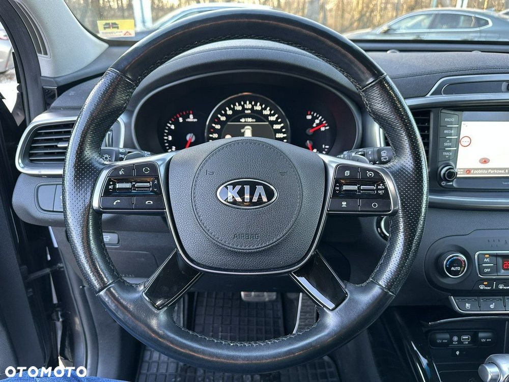 Kia Sorento - 28