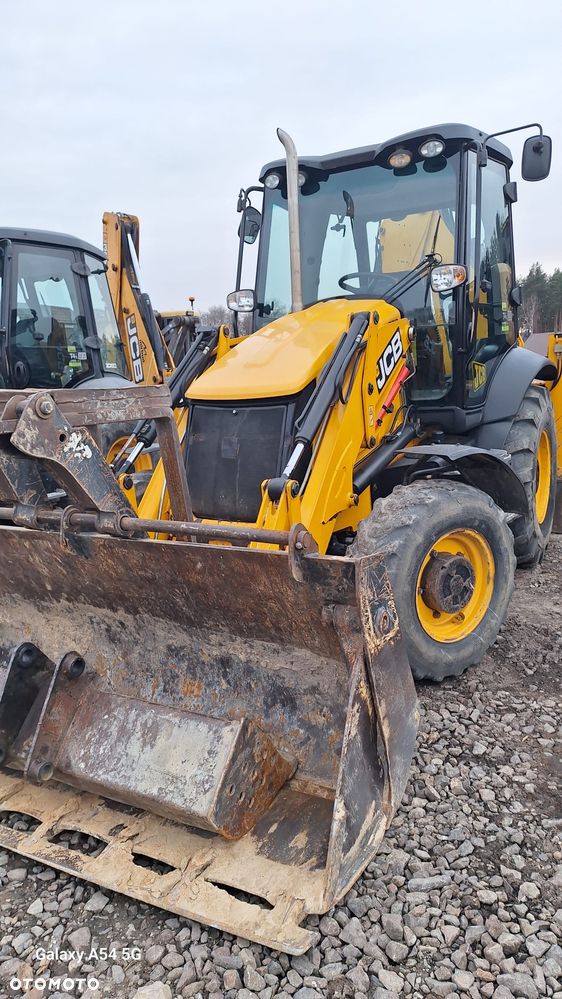 JCB 3CX - 6