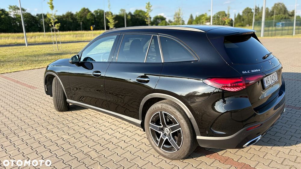 Mercedes-Benz GLC 300 d mHEV 4-Matic AMG Line - 4