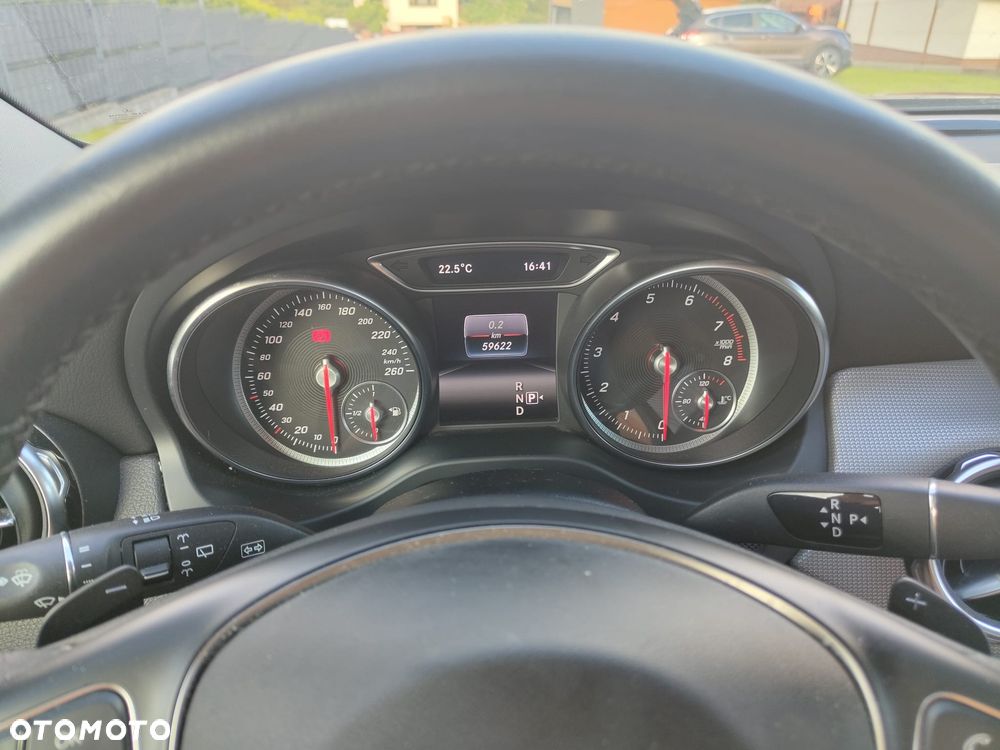 Mercedes-Benz GLA 250 7G-DCT Peak Edition - 25