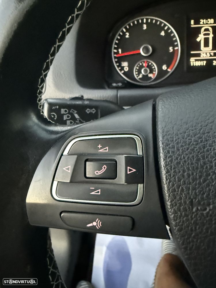 VW Touran 1.6 TDI DPF DSG Cup - 20