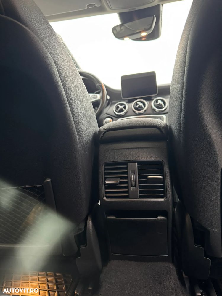 Mercedes-Benz GLA 250 4MATIC Aut. - 15