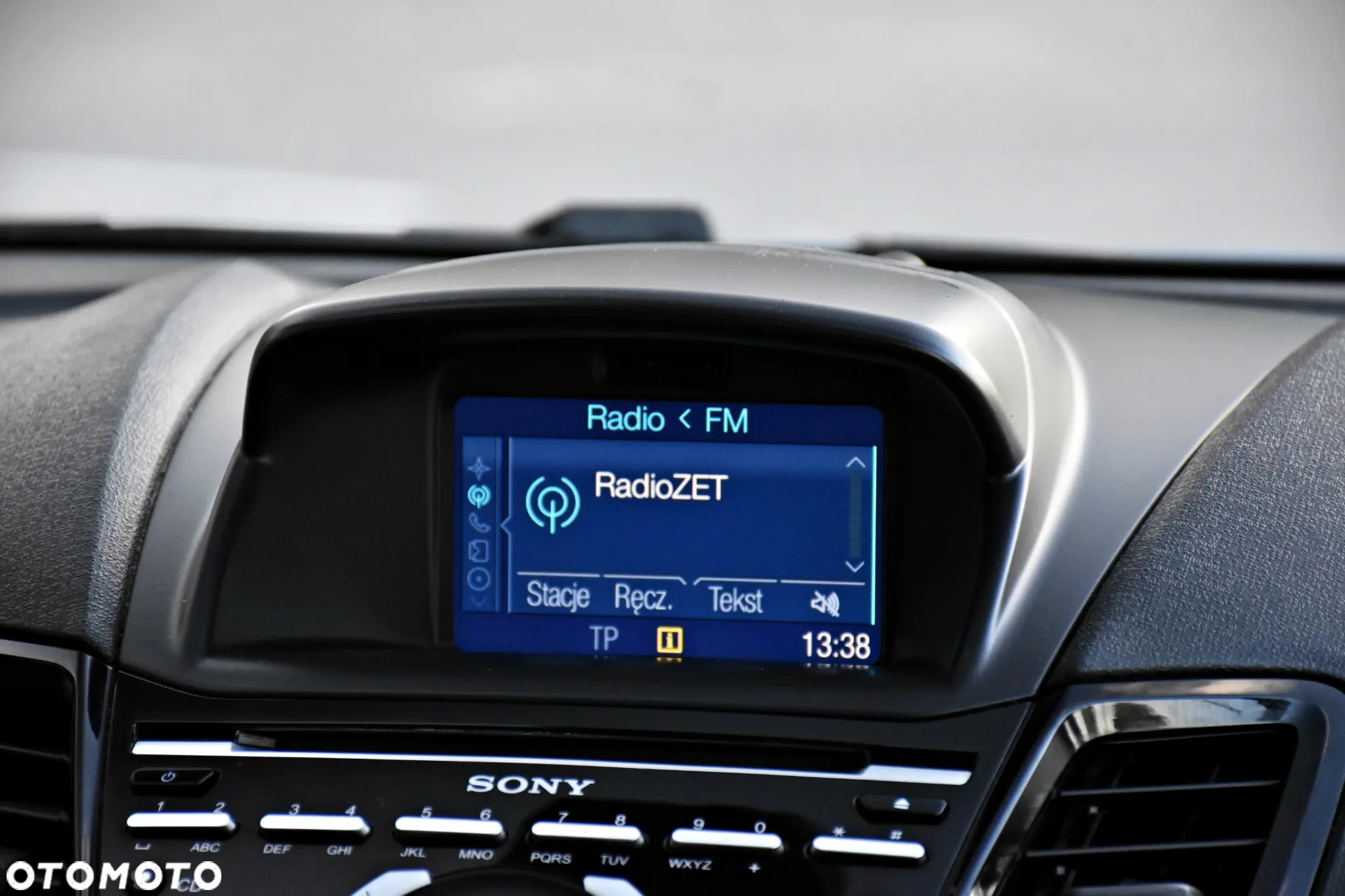 Ford Fiesta 1.0 EcoBoost Titanium - 33