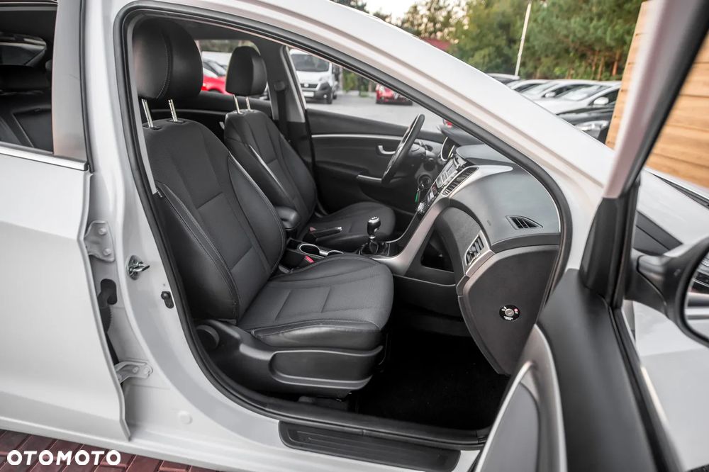 Hyundai i30 blue 1.6 GDI Style - 20