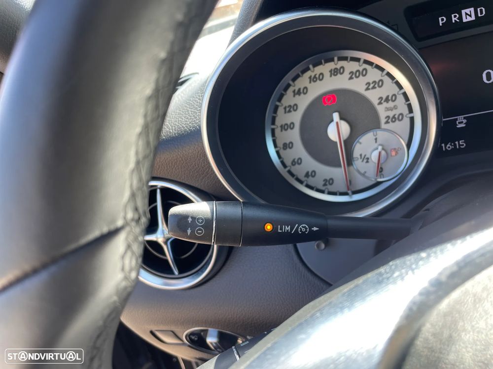 Mercedes-Benz SLK 200 (BlueEFFICIENCY) 7G-TRONIC — fotografia 18
